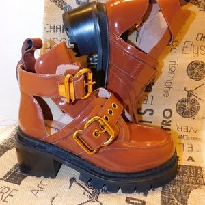 jeffrey campbell maxx platform boot